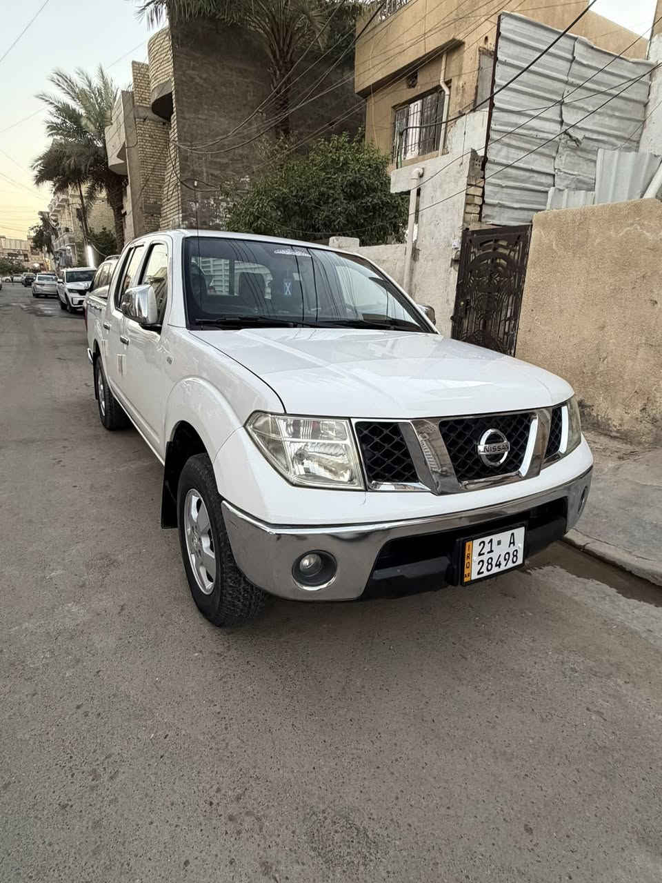 للبيع نيسان نافاره 2009 خليجي كير عادي محرك بلادي بحالة ممتازة مكفولة من الضربة والتبديل رقم سليمانية الجديد هزة وبراد وغرامات وسنوية كلة جديد السيارة جاهزة مناقصه شي الحمدلله 
السعر (110) بيه مجال بسيط 
العنوان (بغداد /الكرخ)
للتواصل (***********)
