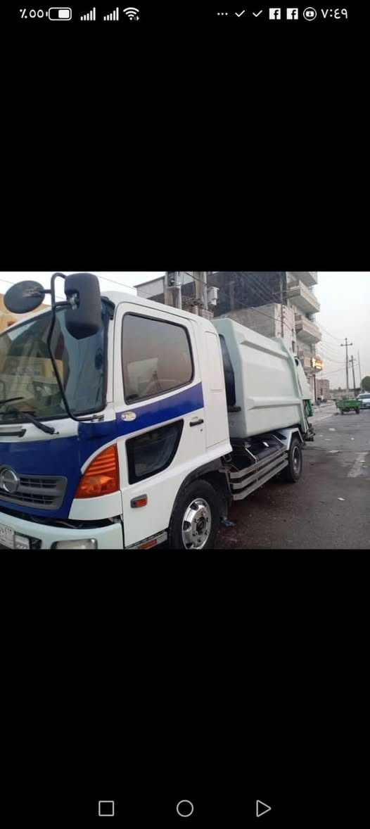 السلام عليكم كابسه للبيع هينو شيطان قماره وربع مكينة 6فول عادي كبسه موس 8ونص كفالة كير ومكينه وشاصي سياره جاهزه مكانها البصره القبله ***********
