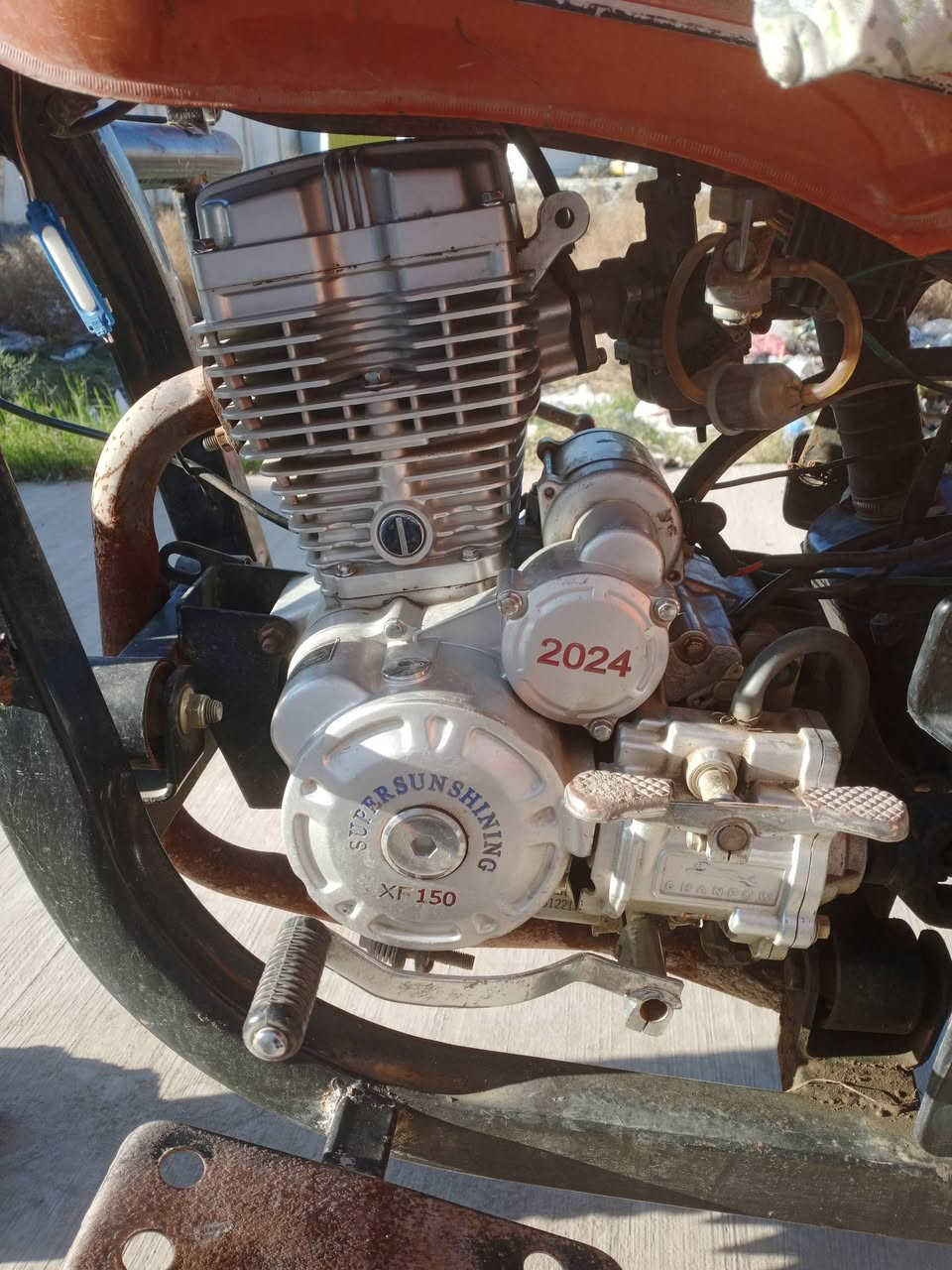 اسلام عليكم ستوته جمره للبيع موديل 19 مكينه 24اوراق أصولي مكفوله كفاله عامه سعر 1800وبيه مجال مكان زين القوس انتصال ***********
