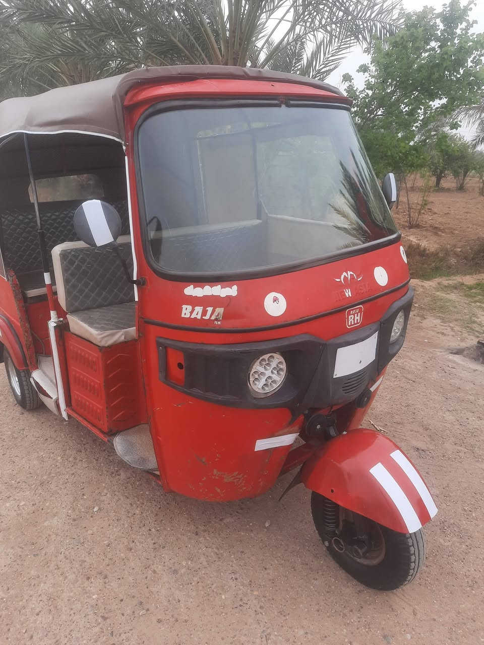 السلام عليكم تكتك هندي 2018 شهر  السادس ابلاديه لا خياس ولا ضربه ولا معجون ولا صبغ تخم تاير مكينه ستوته جديده كير جديد لا تبخير  ولا تنقيص كهربائيات كلهه شغاله دوشمه جديده أوراق كامله اصوليه المكان بغداد قرب المرور التاجيات السعر مليونين وبيها مجال لشراي الاستفسار *********** ]] ***********
