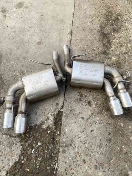 السلام عليكم 
هدرز لونك تيوب كمارو Ss موديل 2016-2023
كزوز بورلا اتاك كمارو Ss اكتف 
كزوز بورلا اتاك كمارو Ss بدون اكتف 
كزوز كورسا كمارو Ss موديل 2010-2015
شوته k&n اصليه كمارو Ss 2016-2023
اكسل كمارو Ss براد موديل 2022
للاتصال ***********
