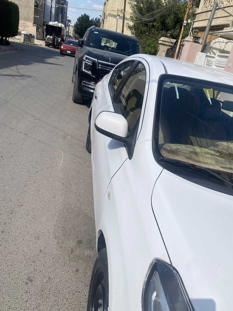 سلام عليكم
نيسان سني هندي موديل 2019
صبغ نصف باب سايق مع تبديل جاملغ عكس سايق
ماشية127الف 
تبريد تدفئة بلادي 
رقم جديد انكليزي باسمي سياره
سيارة نضيفة ونصبته حلوة 
للتواصل ***********
