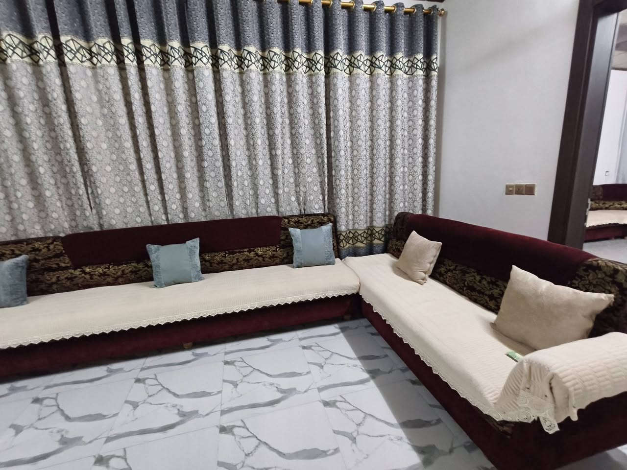 السلام عليكم ورحمة الله وبركاتة اخوان هذا التخم للبيع ثنين كبار واحد وسط وثنين زاويه التخم ثقييل السعر 350 الف


**إذا كنت صاحب هذا الإعلان وتريد حذفه لأي سبب، رجاءا أرسل رسالة إلى الدعم الفني**