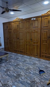 غرفة نوم خشب • مشدودة • جديدة