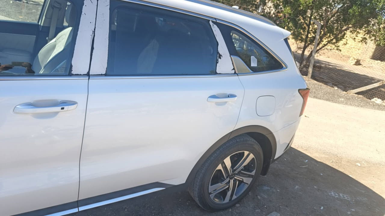 السلام عليكم
سورنتو للبيع موديل 2021 خليجي رقم بغداد  نكليزي باسمي تحويل مباشر  مكفوله كفاله عامه من التبديل والصبغ بيه بارد بلباب قليل  ماشيه 75 سياره فول مواصفات واحد علا واحد مكان السياره ميسان مداور ثاني يوم وين مت ريد السعر 260 اتصال واتساب (***********)
