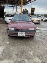 ٣٢٣ • موديل ١٩٩٤ • ٤٨٠٠٠٠ كم