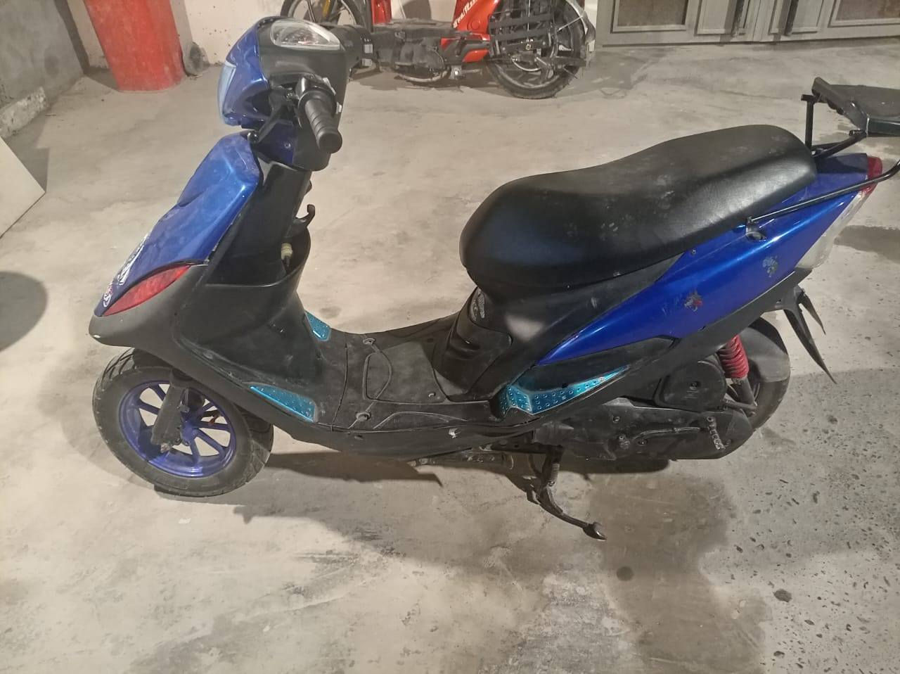 السلام عليكم ورحمه الله وبركاته موطور للبيع ماكس نظيف وعلى الفحص العنوان الفلوجه حي لجولان السعر 700 وبيها مجال بسيط هذا رقم الهاتف ***********
