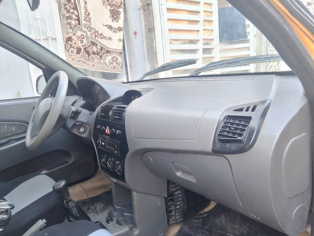 طيبة 2015 استلام الشركة ماشية160 جاهزة للاخير مسويلهة ادامة كاملة مجموعة بانزين صدر جديد تخم تاير بدون اي نقص بيهه بنيد مصبوغ فقط السعر 38 عنوان بغداد للاتصال ***********
