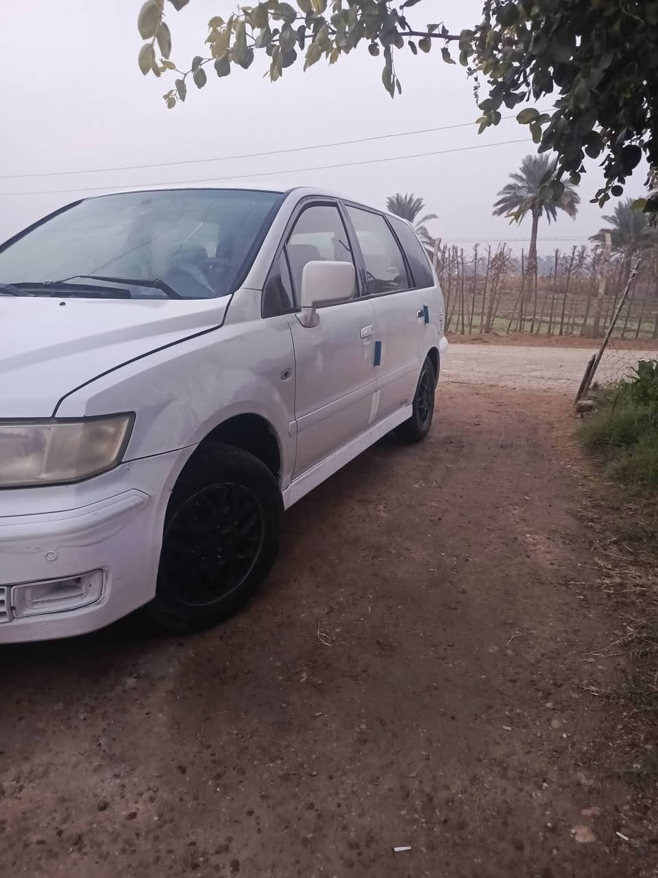 ميتسوبيشي 2010اريد مروس***********
