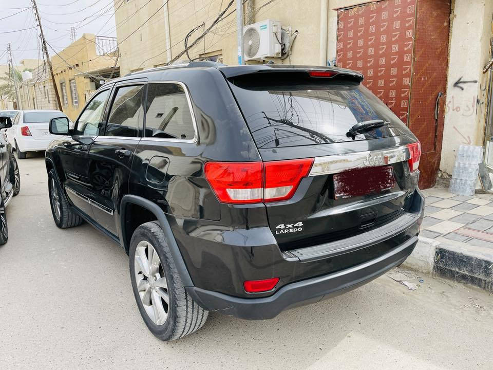 سلام عليكم للبيع جيب ٢٠١٣ سياره جاهزه من كلشي كصه بجم جديده ومابيه نقص احلا من الصور مكانه ناصريه*********** السعر ٦٨ وبيه مجال بسيط كلش
