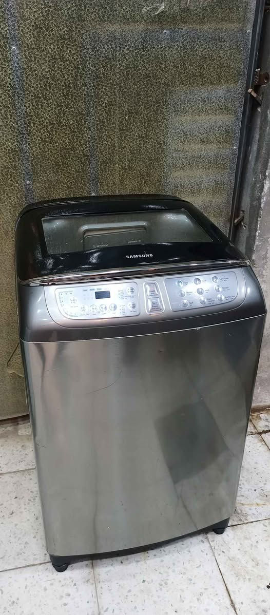 غساله سامسونج تايلندي 18 كيلو 
نظام انفرتر اقتصادي نص امبير  تسحب 
نظيفه و شغاله وعلى الفحص
غراضها كامله 
ضمان شهر
السعر 300 الف
يوجد توصيل 
رقم الواتساب *********** 
ـــــــــــــــــــــــــــــــــــــــــــــــــــــ بغداد, العراق
