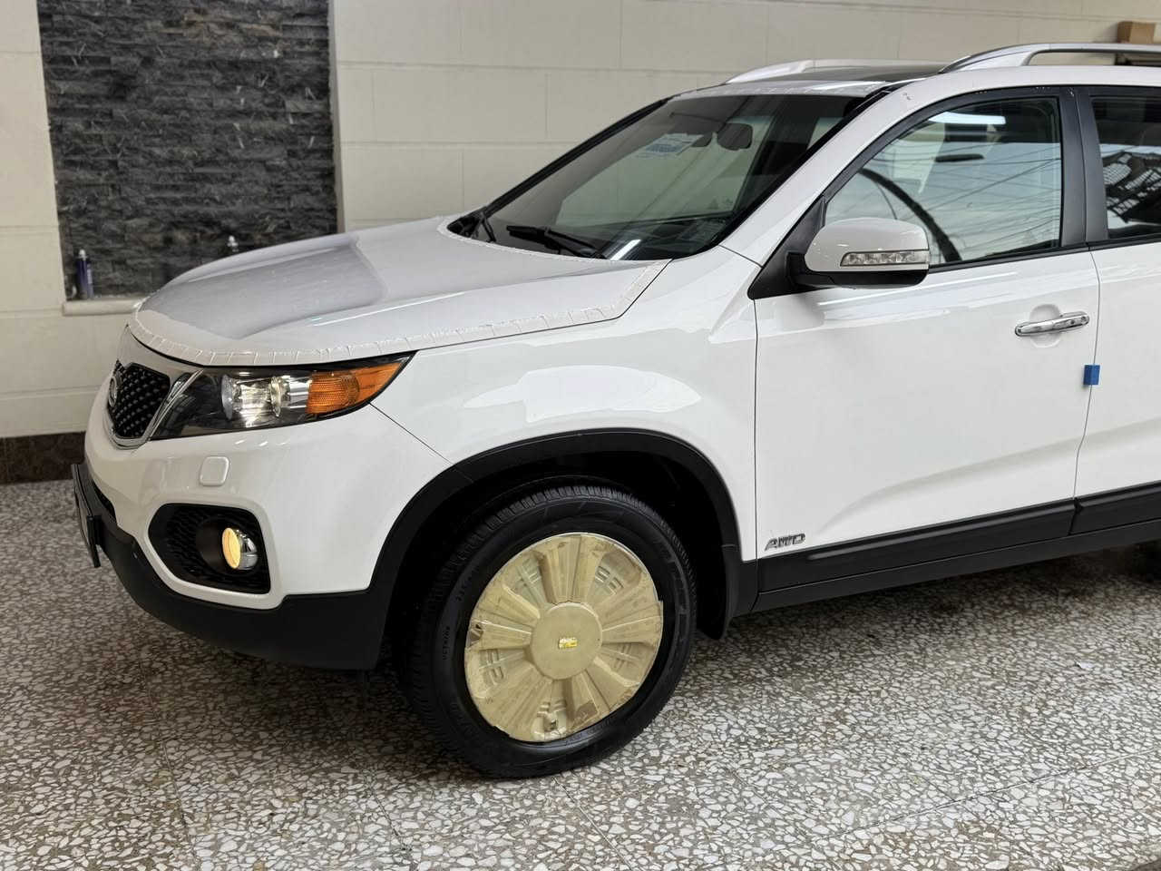 للهم الصلاة على محمد وآل محمد

 البيع كيا سورنتو كويتيه
 فول المواصفات  
جديده وماشيه ( 61  ) الف ع فحص و ١٢٠ يدك جرس🔔 
ماشاء الله تبارك الرحمن جديده جدا 
سياره ع ايد وحده ماخذها زيرو بوقتها بسنتها طلعتها ع ايدي زيرو ٢٠١٢ وضلت محافظ عليها  حاليا مجدده مع هزه جديده دعاميات وحديد بدون صبغ  بدون ضربه بدون حادث 
فول ١/١  كويتيه 
شغاله دشبول  زئبقي قماره بني رامه 
زراك لايت بصمات ٢ وثانيه بعدها بلجيس ما مفتوحه محرك سته سلندر ٣.٥ سبعه راكب ٣ قطع تبريد هواي مواصفات بيها رقم بغداد دولي جديد بسمي شخصيا 
مكاني بغداد 
( اخوان سياره جديده جدا ونضيفه ع ايدي وبسمي شخصيا من شركه عندي ولحد الان محافظ عليها 
جناي سورنتو يعرف قيمتها 
مكان بغداد
والاتصال ع رقم 

***********
