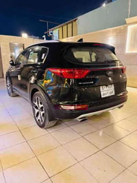 سبورتج 2017 فول مواصفات للاخير  كفاله من الصبغ والتبديل فقط 3مكانات با...