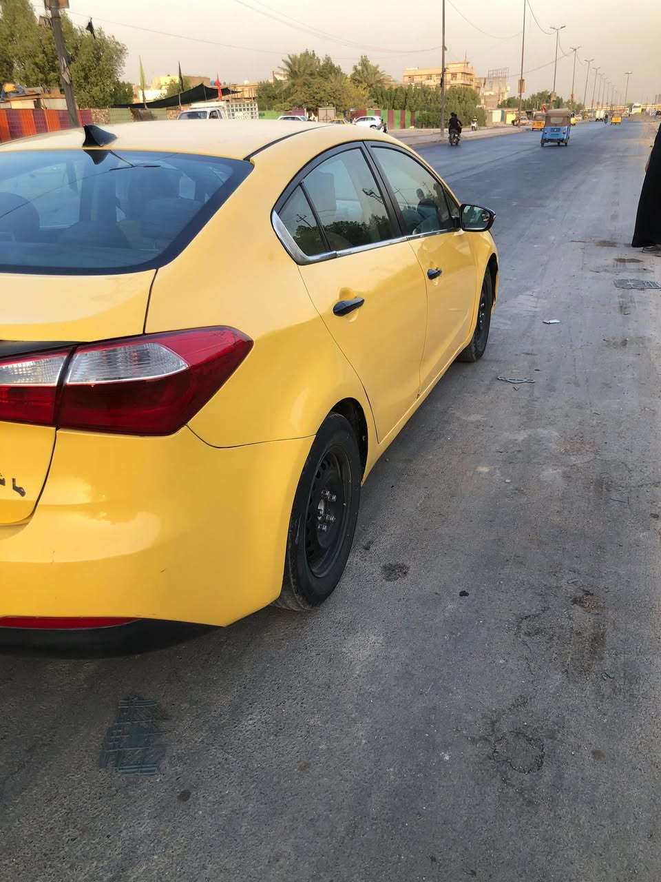 السلام عليكم
فورتي اصفر للبيع 

رقم دولي بغداد

مديل 2014

بدون غرمات 

هزه جديده

داخل نضيف وخارج 

حادثها الدولي بنيد

تحويل سريع السنويه باسمي 

السعر110 ورقه

***********
