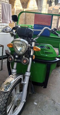 مكلفه بلنشر ستوته شحن للبيع نضيفه حجم كبير موديل 2024 نقصهه بطاريات لل...