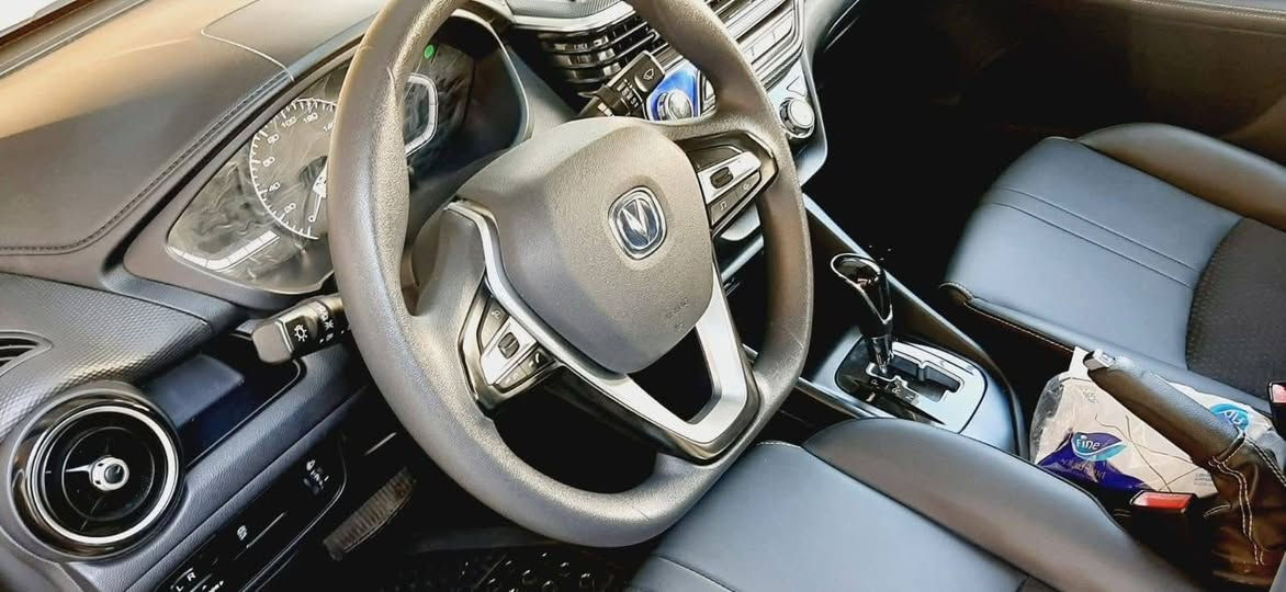 على بركه الله شانجان l7  جديده بظمان الشركه 2025   ماشيه 17 الف حره بغداد الكاظميه الشالجيه  مكفوله بفضل الله 
103$ ورقه 
***********
المواصفات المعروفه
