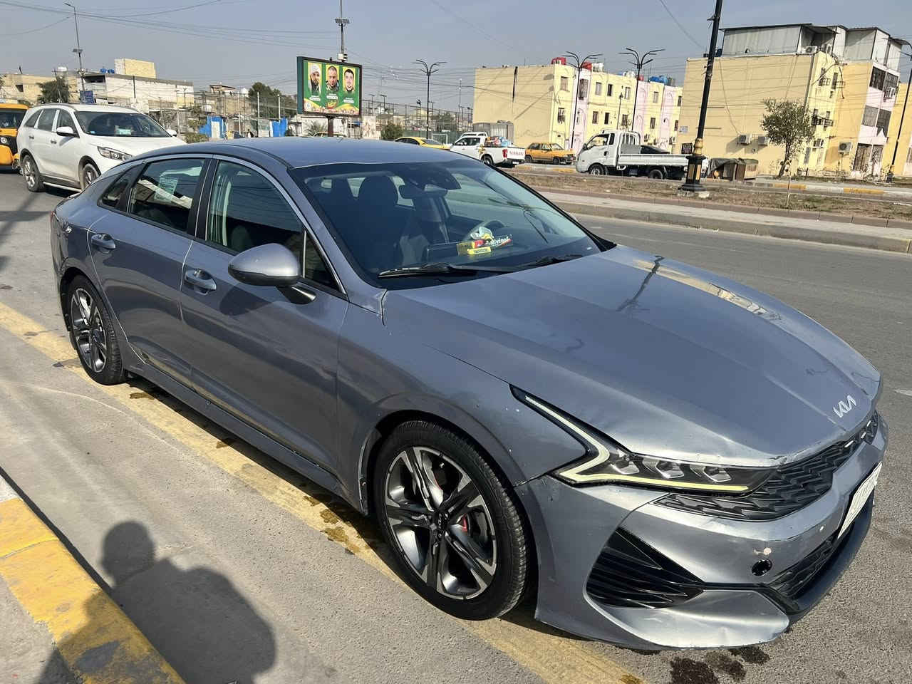 السلام عليكم بيع او مراوس حسب القناعه
كيا كي فايف موديل 2022 وارد امريكا محرك 1600 توربو رقم قادسية معوقين اسويلك وكاله عامه من المعوق نفسه باقيلها سنتين وصير حره سيارة بصمة تشغيل عن بعد رادات مانع تزحلق ويل كب مكينه وكير جددد.     صور الحادث مرفقه بلمنشور 
السعر 130 $.  وبيها مجال قليل مكاني بغداد حي اور قريب حسينية المصطفى 
 للتواصل ***********
