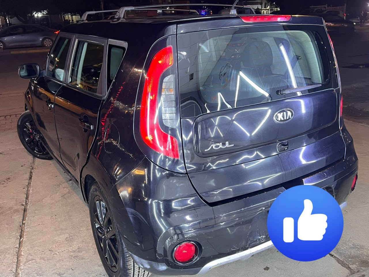 سلام عليكم سياره صول للبيع السياره للبيع
كيا صور  موديل 18

مبدل 3 قطع وارد امريكي 

السعر 95 بيهه مجال بسيط للشراي خاص مااجاوب شراي اتصل عالرقم ***********مكاني بغداد دوره
