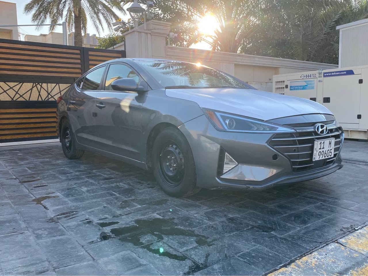 السلام عليكم بيع فقط قصد حصرا سكنة بغداد مقدمة 75 كل شهر 5 عنواني بغداد المنصور او الغزالية سيارة جديدة وبدون نواقص بيهة 3 قطع صبغ *********** بغداد, العراق
