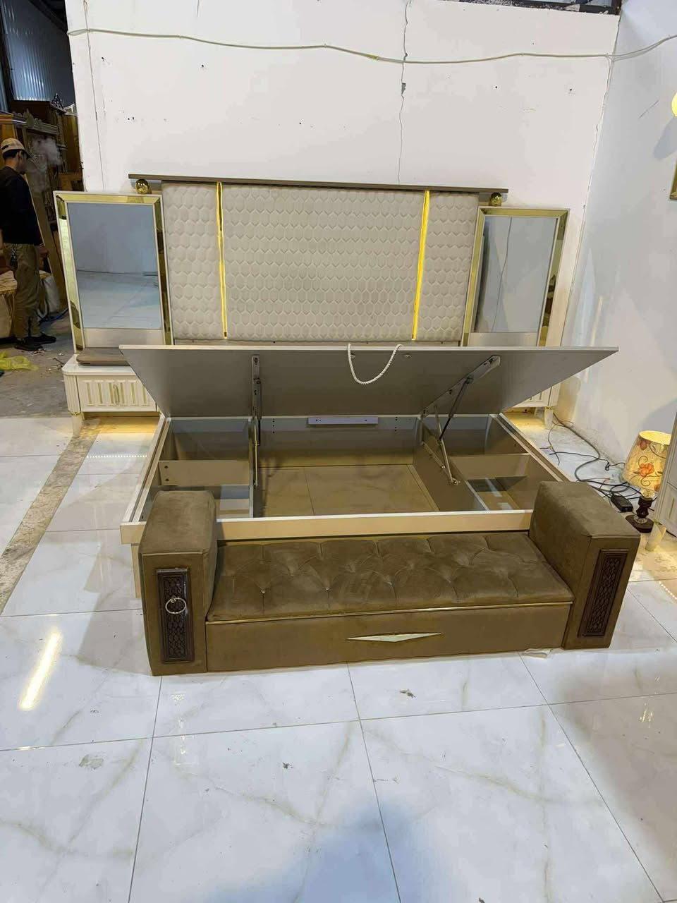 غرفه زاوي موديل ٢٠٢٦ تركي ضخمه
زاوي موديل حديث
السعر مليون ٧٠٠ مليون ٦٠٠ قفل 
شد نقل داخل بغداد مجاني 
نضافه ٩٠ بعده بل جيس 
ابواب  هادروليك غرفه ضخم كيوت


**إذا كنت صاحب هذا الإعلان وتريد حذفه لأي سبب، رجاءا أرسل رسالة إلى الدعم الفني**