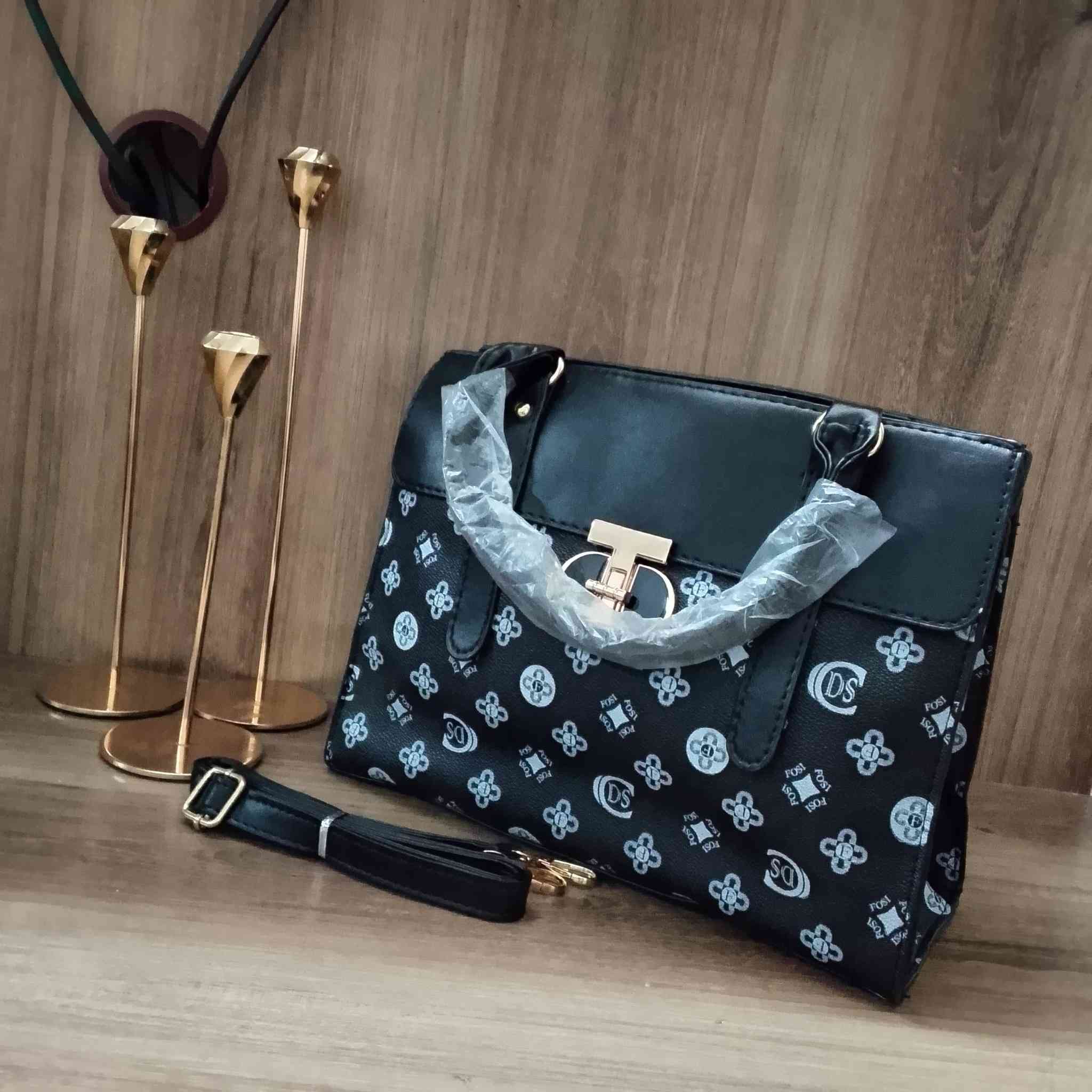 جنط حجم كبير 
قطع اخيرة


**إذا كنت صاحب هذا الإعلان وتريد حذفه لأي سبب، رجاءا أرسل رسالة إلى الدعم الفني**