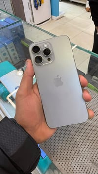 آيفون ١٥ برو ماكس • بطارية ٩٥٪ • فيس إيدي شغال