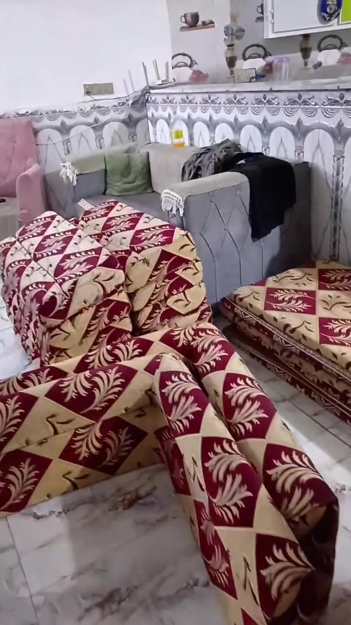 تعال يمي
جلسه ٦دواشك نظيفه وصط مغلفين دواشكهة للنظافه
السعر ١٢٥ الاتصال ***********
الحر سواده مدرسه حسام
