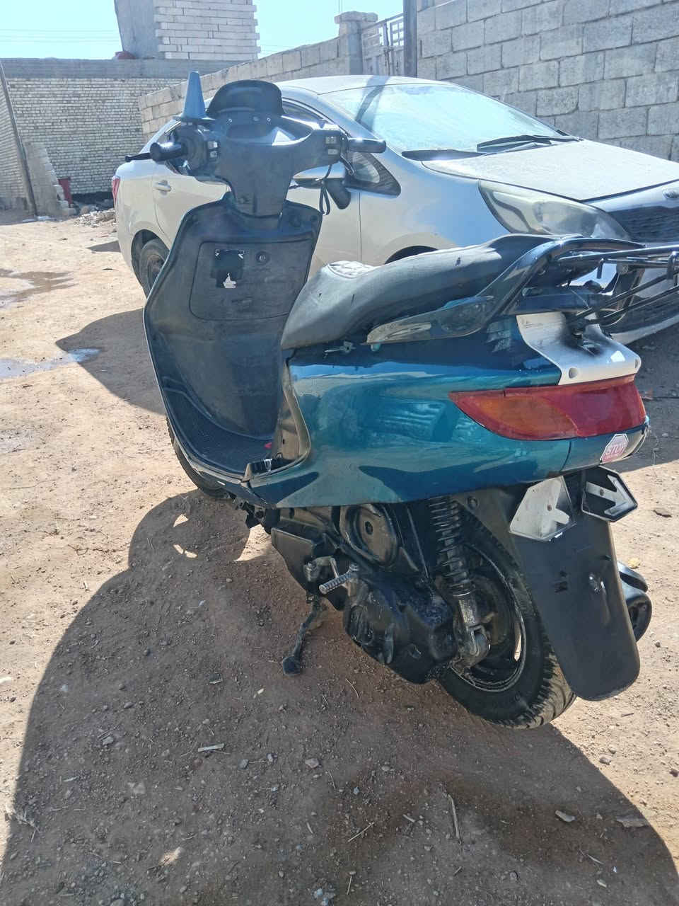 فراشه فحل دسك مجفته مره وحده وغراض كله TM محركهه يخبل شلعه زينن ناقصهه فقط كهربأيات الدراجه السعر 275 وبيهه مجال للعزاز ***********رقم الهاتف العنوان نجف رضويه

