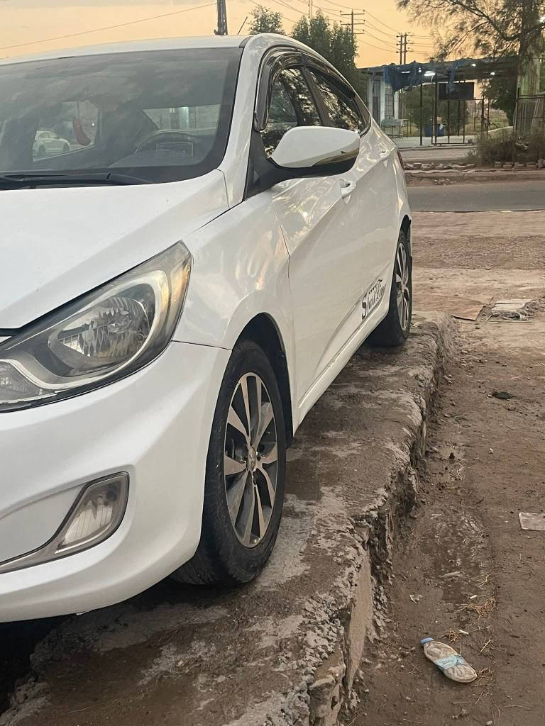 السلام عليكم اكسنت مديل ٢٠١٤ خليجي سعرها ٦٥ وبيها مجال مستعجل على بيعها مكاني بغداد كير محرك تريد 
حداديه نص عمر مكاني بغداد الدوره *********** بغداد, العراق
