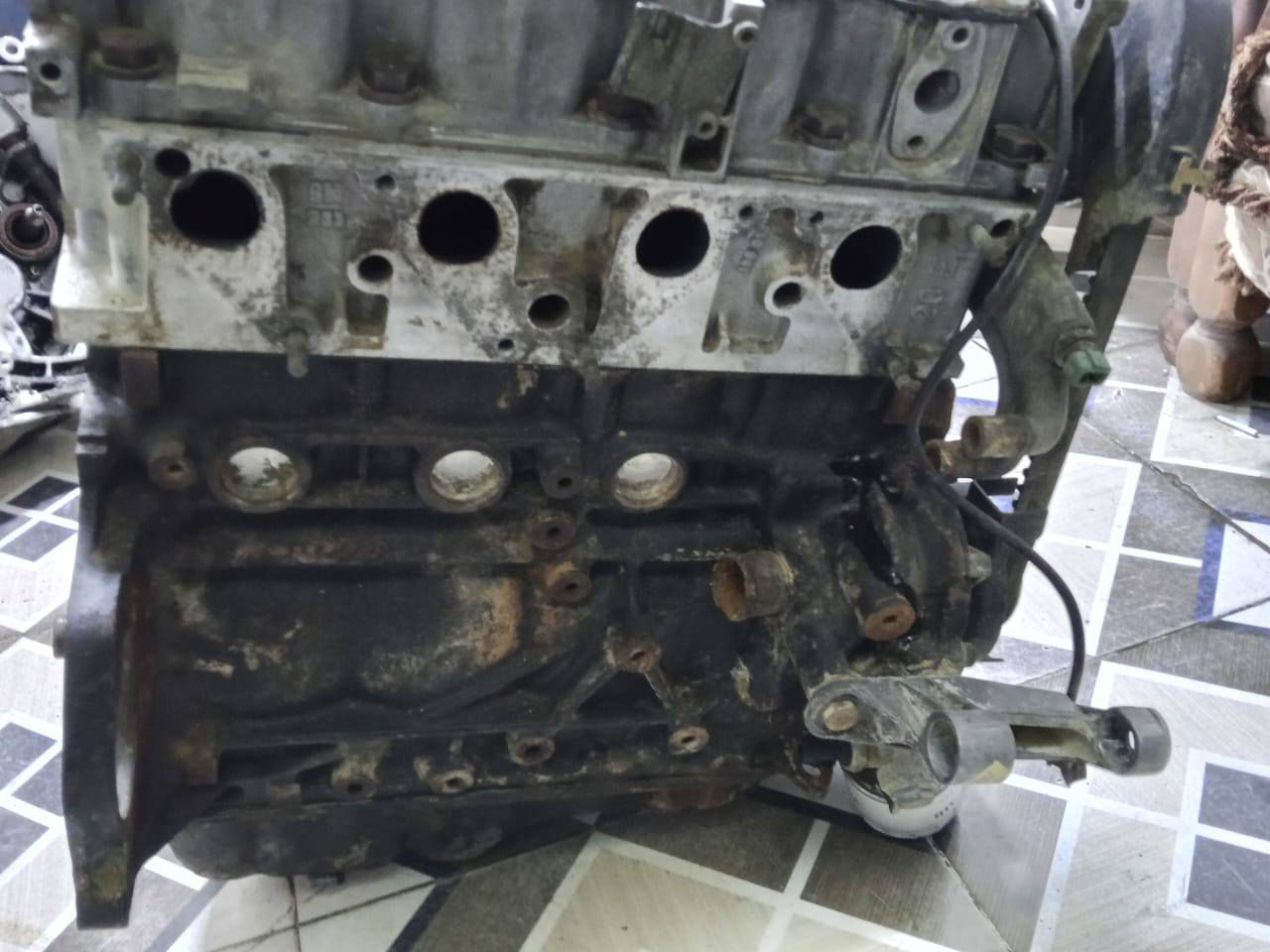 السلام عليكم ورحمة الله مكينة حجم20 اوبل اوربي حاوية استخدام شهر للبيع سعرهة 550 الف العنوان بغداد حسينية الراشدية ضمان 10ايام
***********
