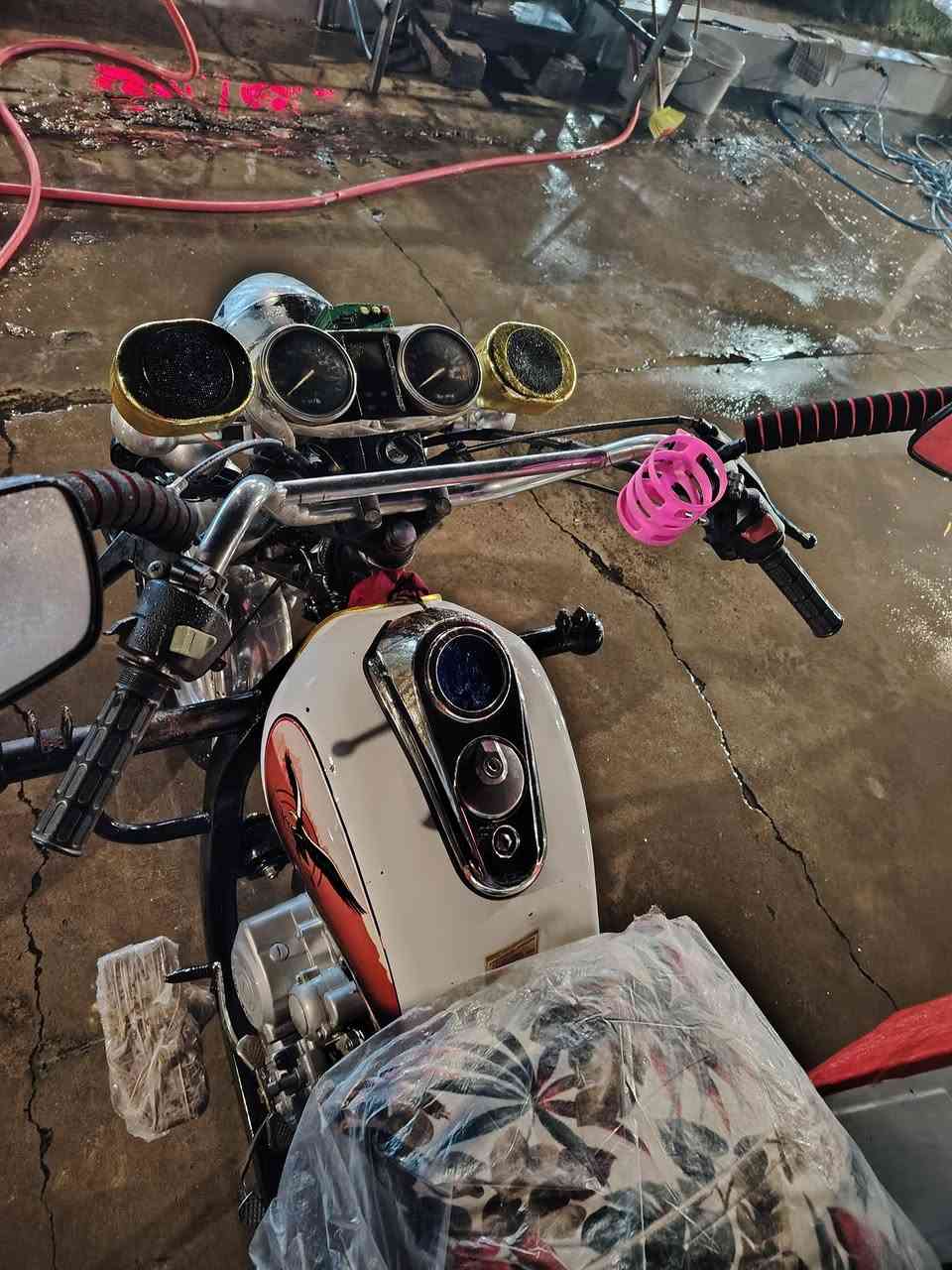 السلام عليكم ستوته للبيع شرط محرك ورگبه بدون لحيم مابي خياس كهربائيّات كلهه شغال نگره سلف تايرات كله جديد فحل موديل 19  السعر،  مليون وميه وخمسين بي مجال حك جيتك اءذا شراي ***********
