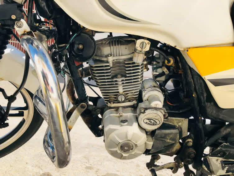 موطور هيوشه للبيع مكمرك وكامل نقصه بس دشبول ودشلي مال سلف سعره ٦٠٠ وبي مجال
المكان الرمادي حي الملعب الرقم الهاتف ***********#ادمن
