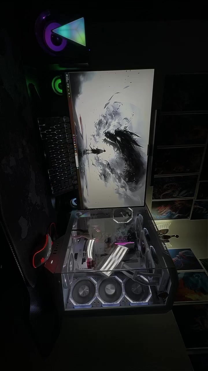 سلام عليكم  بي سي كاملا من كل نواحي من شاشه من كيس من كل نواحي سماعات ميز كلشي واحلا نوعيه مواصفات تواصل هنا*********** واتساب وسعر مناسب كاملا
