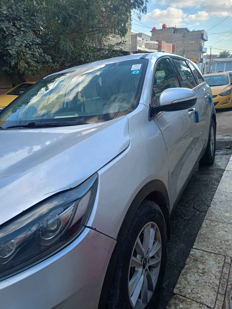 سورنتو للبيع موديل 2019 امريكي رقم بغداد دولي بسمي 
مواصفات 4سلندر ٧ راكب قطعتين تبريد  
سونار مرفق مع الصور
السعر 175 وبيه مجال بسيط 
بغداد . بلديات ***********
