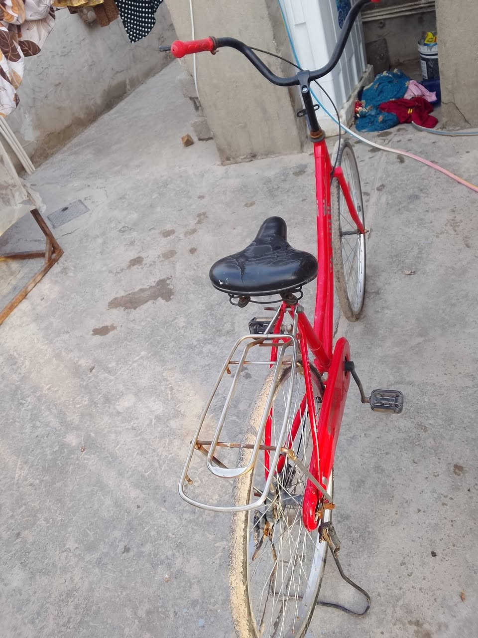 باسكل للبيع نقص بس جاملغات صبغ بلادي كلشي مابيه مكاني كربلاه 
قرب مستشفى الكفيل السعر 50 هاذه رقمي ***********
