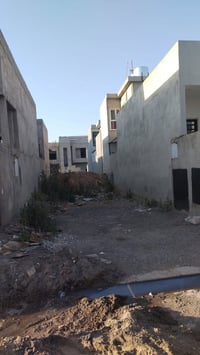 حي الملاين جمعيه الرياضين • ١٠٠م • واجهه ٥م