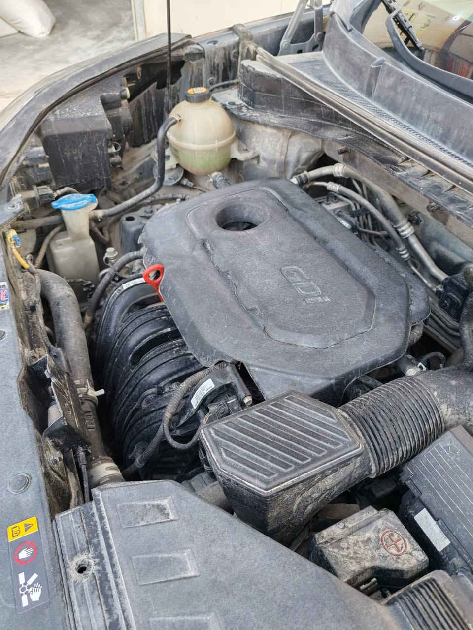 السلام عليكم
كيا سبورتج امريكي موديل 2017
نص مواصفات 
سياره جديه مال جناي تخم تاير جديد صدر امامي خلفي جديد على وضع الشركه تبريد ثلج 
ماشيه 46000 
حادث جاملغ وبنيد وشويه من باب الصدر حادث سطحي
رقم بغداد بسمي  اخوان مكلف بلنشر اتصل على صاحب السياره
مكان السياره بغداد الدوره
للستفسار اكثر ومعرفه التفاصيل 
اتصل *********** بي واتساب
