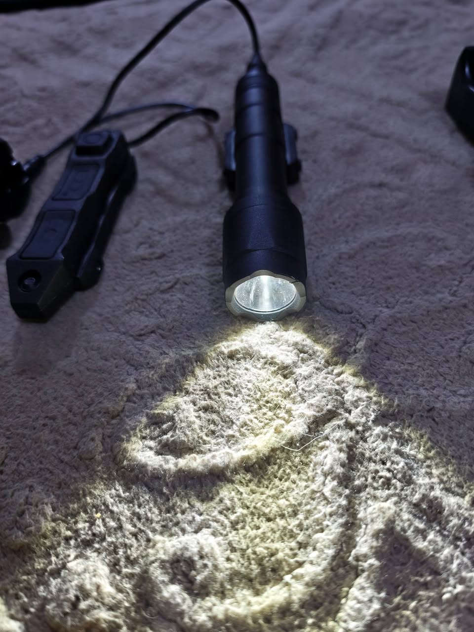 سستم بكتو لايزر لايت بلاستك مع لايت معدن مع قاعده شحن


**إذا كنت صاحب هذا الإعلان وتريد حذفه لأي سبب، رجاءا أرسل رسالة إلى الدعم الفني**