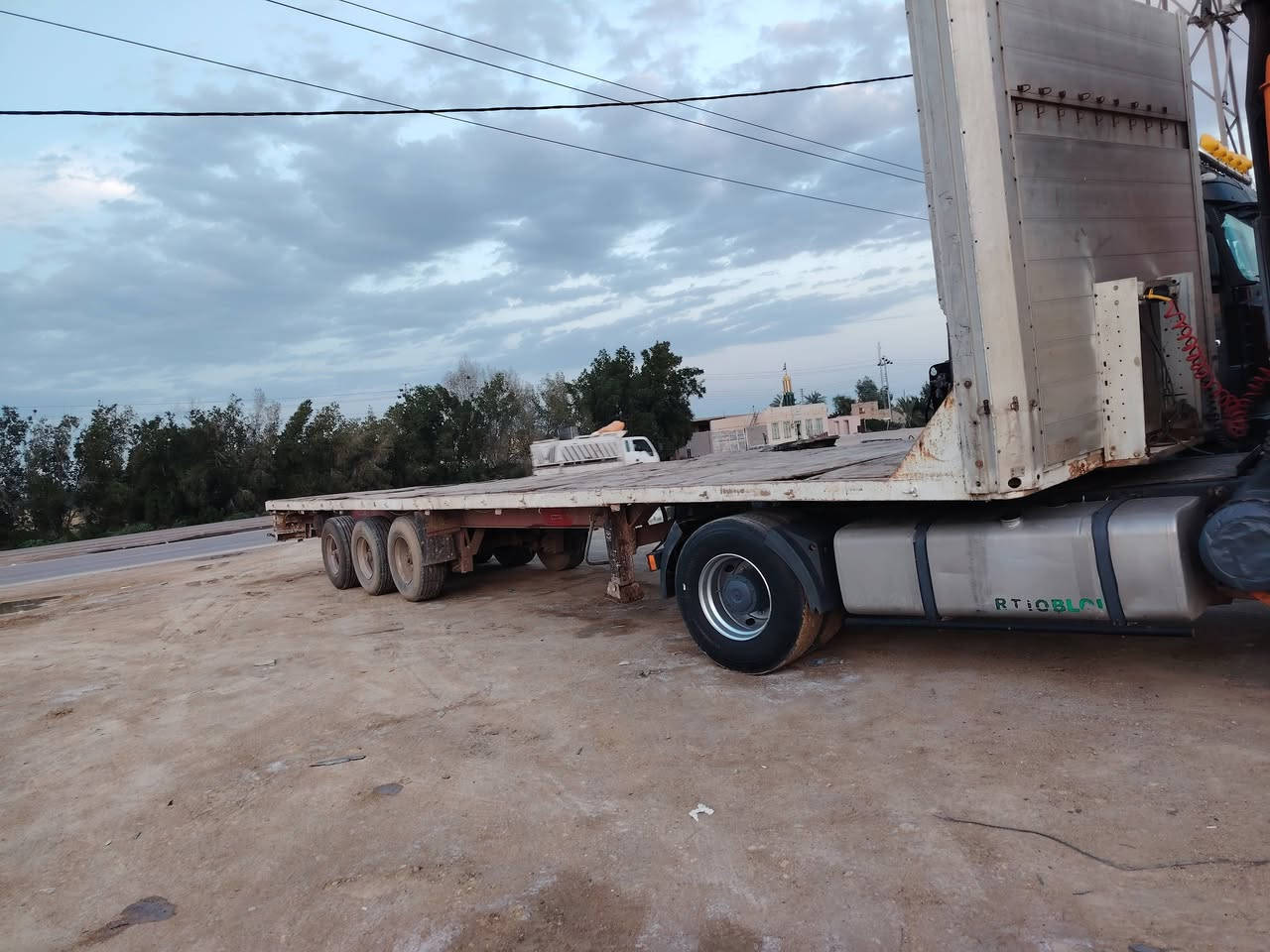 عربه شمتز دناكير مربع بيبي تخم تاير عنوان عماره سعر ٣٥ مكفوله من فطر ***********////  ***********
