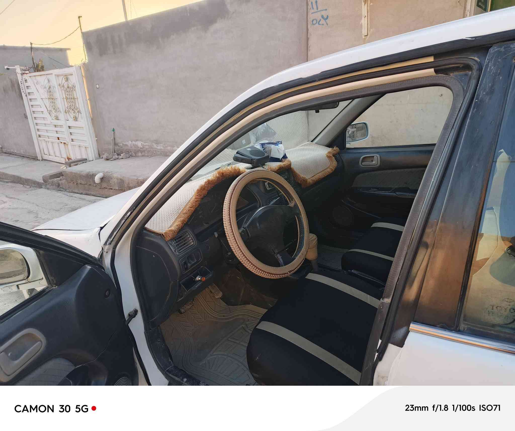 السلام عليكم سيارة للبيع سنويه واجها بطاقه بانزين بيها سيارة نضافه واحد على واحد مرتابه من كل نواحي سعر 20 وراقه الاستفسار اتصال على رقم ***********
