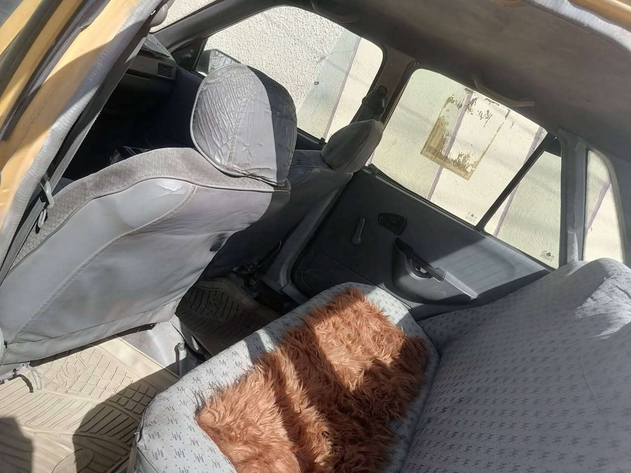 السلام عليكم للبيع سايبا موديل 2011 نضيفه سنويه لحد 28 رقم بغداد الاماني كير نضيف محرك مال برايد بي خيط تبخير ناعم كلش كهربائيات كوله شغاله بيه شواصي واحد بي فطر حلوه نصبته حلوه تخم تاير جديد بيه خياسات بسيطه عليه هيئه سنتين عل مشتري غرامه مصفره السعر 19 ورقه وبيه مجال بسيط مكاني بل اعظميه نهايه شارع عمر ***********
