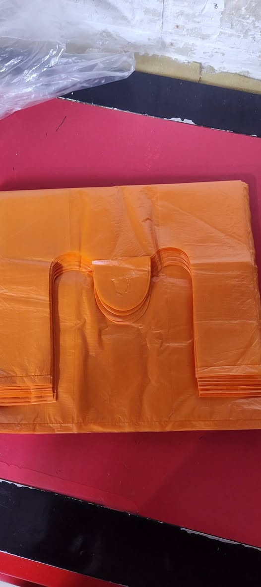 يوجد لدينا علاليك 
لاصحاب المشاريع الكبيرة والصغيرة 
ولأصحاب الافران والاسواق 
ومستعدين لتجهيزكم بأسعار تنافسية 
القياسات/    41x45  43x48  52x62
العدد./ 40 50 60  وقياسات خاصة حسب رغبة الزبون
سعر الكونية عدد 50 55 الف وتوصيل مجاني تحتوي على 5 ربطة 
كل ربطة تحتوي على 25 درزن
يوجد الوان  واسود  وافران 
للحجز الاتصال على الرقم***********
