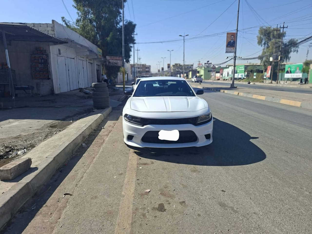 جارجر موديل ٢٠٢٣ لون ابيض رقم اربيل دولي ماشيه 27 سياره كلين بيها بابين كلير فقط بدون دواخل مكانها موصل ايسر ***********
