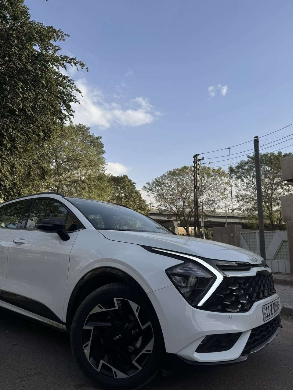 سبورتج  جي تي لاين 2025
كفالة عامة من كلشي شرط زيرو(
فول مواصفات اعلى فئة بالسبورتج (gt line 1/1)
 رقم بغداد دولي باسمي شخصيا هزة جديدة سنوية جديدة
ماشيه 5 الف كيلو فقط 
ضمان اگدال خمس سنوات
- وارد خليجي 
-رادارات
‏‎ - بانوراما 
- بصمتين
‏‎ - مكينة.٢٠٠٠ دوش 
-‏‎ مرتبط بناقل حركة أوتو 6 نمر
‏‎ - عدد AIR BAG6
‏‎ - حساسات أمامية 
‏‎ - حساسات خلفية
‏‎ - لايت زينون + LED
‏‎ - كشافات 
‏‎ - بك لايت LED
‏‎ - ويل كب 19
‏‎ - قبضات أبواب من الألمنيوم
-‏‎ اريل نفكيشن
-‏‎ تشغيل عن بعد 
‏‎ -فتح الصندوق كهرباء ذكي 
‏-‎ دشبول شاشة 
‏‎ - شاشة ابل كار بلي واندرويد اتو
‏‎- كاميرا دوارة
‏‎ - المقاعد جلد اسود 
‏‎ - تدفئة المقود والكشنات الأمامية + تبريد الكشنات الامامية
‏‎ - مثبت السرعة Cruise 
- الأوامر الصوتية
‏‎- أوضاع القيادة  Drive Mode
‏‎ - فحص أنظمة السيارة 
‏‎ - حساسات ضغط اطارات 
‏‎ - شفتات مقود
‏‎- تبريد شاشة
‏‎ - هاند بريك بصمة 
‏‎‏- ABS 
‏‎‏ - Auto Hold    أوتو هولد
‏‎‏- ISO Fex        ايزو فكس
‏‎- نظام مانع الانزلاق
‏‎- نظام نزول المنحدرات 
‏‎- اشارة في المرايا الجانبية
‏‎- مخرج منفذ الطاقة 
‏‎‏- حساسات كامله داير السياره 
شاحن هاتف لاسلكي 
وسياره كفاله عامه
رقم بغداد

رقم ‭***********‬/
 بغداد/العطيفية
السعر 27000$ وبيهة مجال بسيط جداً
