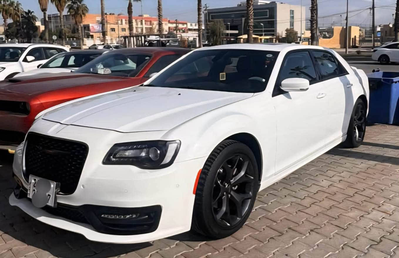 سياره جديده السياره كفاله ما عدا الدعاميه الاماميه فقط بدون شاصي بدون عرضانيه بدون راديترات بيها اربع صابع بي دي ار ب التكمه السياره فول فتحه حساسات ب المري السياره فول فول ما عدا الرادار بيع فقط مكاني بصره
***********

