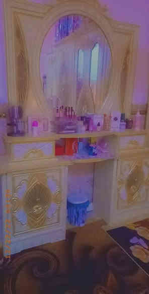 السلام عليكم غرف نوم عراقي شغل درجه اولى البيع بعداد الحسينيه المعامل رقم الهاتف *********** السعر مليون
