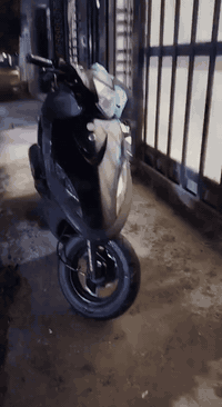 سلام عليكم دراجة ماكس عدلة مكفولة كفالة عامة نكرة كهربايات كاملة ختم وية شاصي  زوج تايرات جلاتين اصلي كاملة متكاملة  لعنوان بغداد تقاطع دريش ***********.       سعر   850
