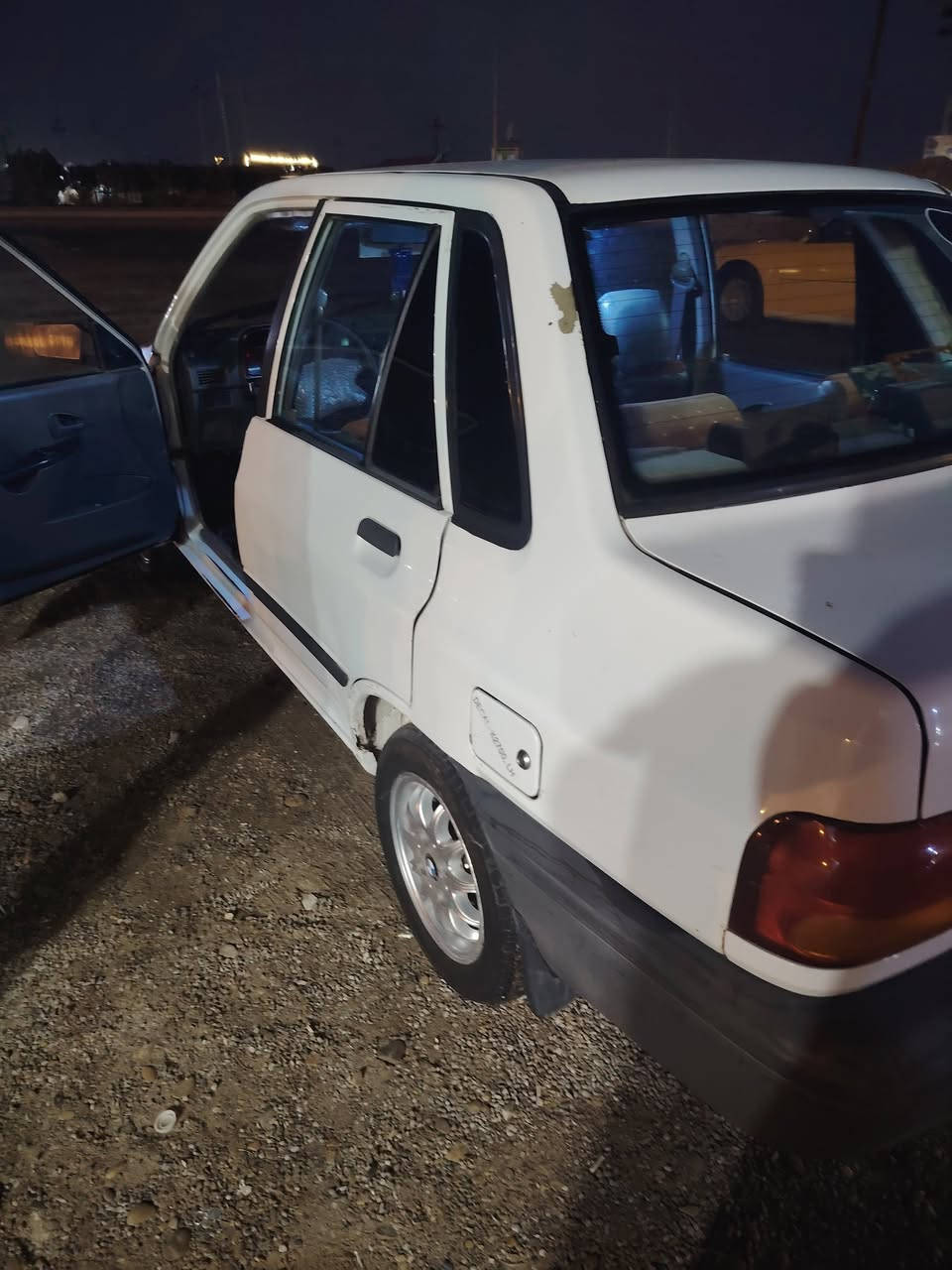 السلام عليكم شباب سايبا 2010 سياره جديده على وضع الشركه بها شاملغ مبدل بلاد اماميطالسياره رقم بغداد باسم الولد سياره جاهزه من كل شيء تخم تاير حداديه تدفئه تبريد سنويه لحد 2030 اي استفسار انتصار الرقم انا مكلف بالنشر رجاء رجاء  بالنشر سعر السياره 45 وبيها مجال سياره جديده بمعنى الكلمه ونظيفه وحلوه***********
