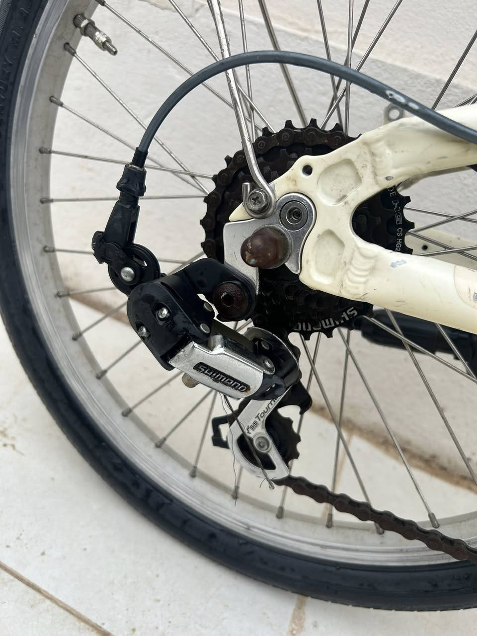 حجم 20
بايسكل ماركة لويس حجم 20 بالة ياباني غري مستخدم بالعراق
السعر 120 وبي مجال 
يوجد توصيل جميع محافظات 
للاستفسار خاص او وتساب 
***********
