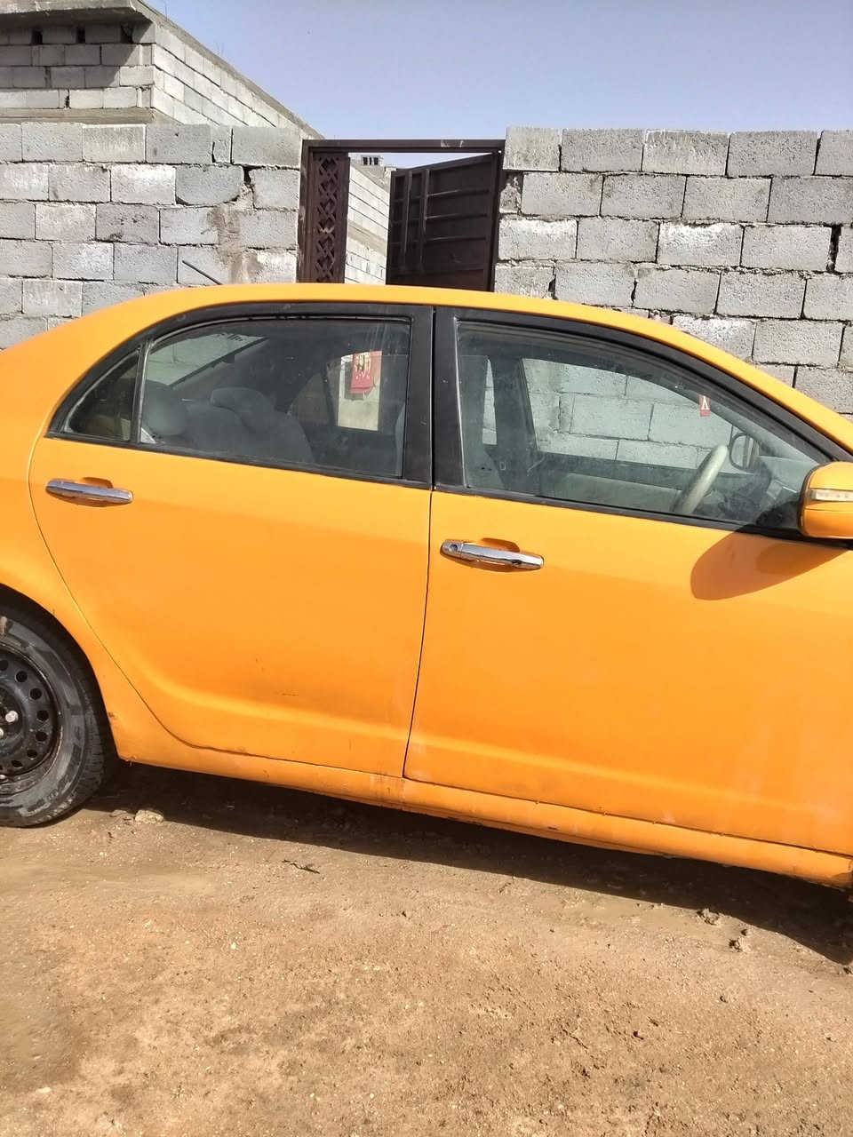 سلام وعليكم جيلي امحوره مكينه كورله سياره حلوه راعيه يريد تحويل سعر 32المكان الحوطه سياره حلوه ***********
